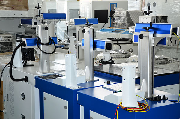 【鐳康激光】激光打標機中高端產品紫外激光打標機詳細介紹。